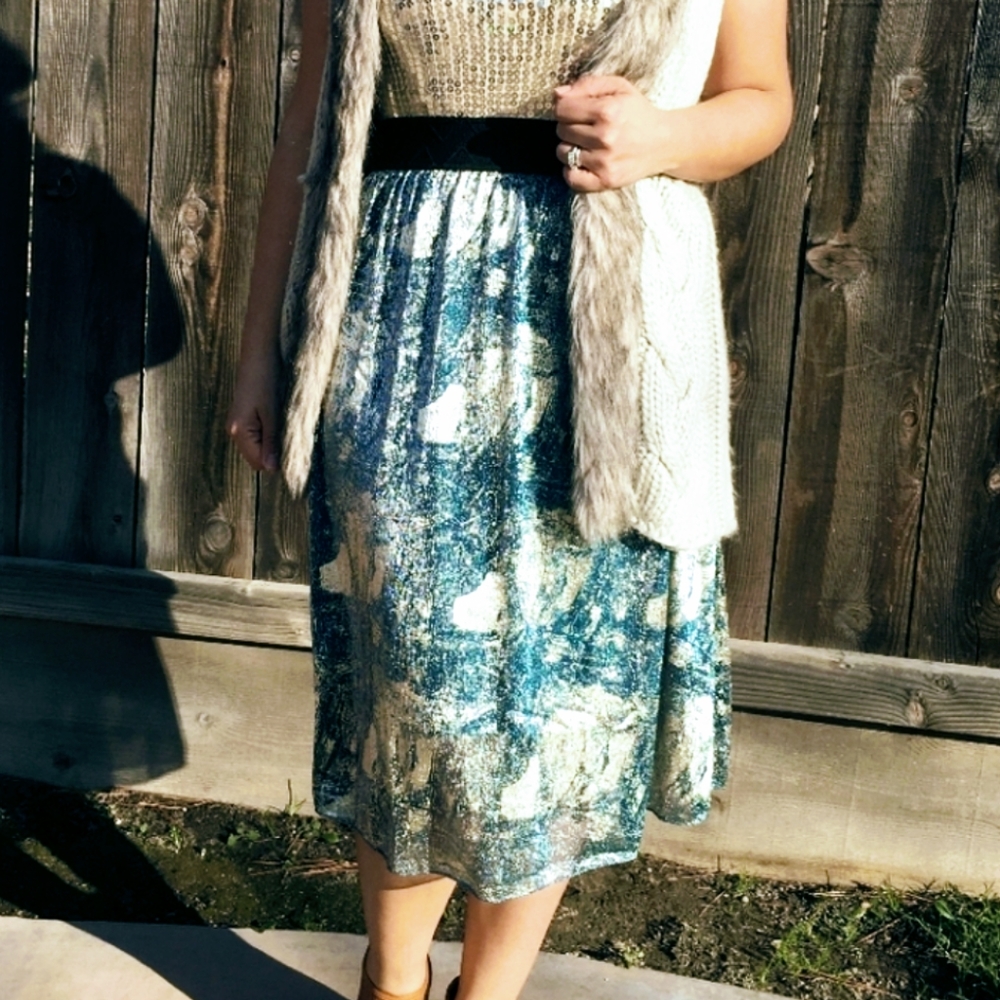 NWT Elegant Collection Teal Gold Chiffon Skirt - Size Medium Lola